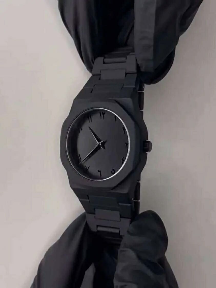 Black Aura Quartz Watch